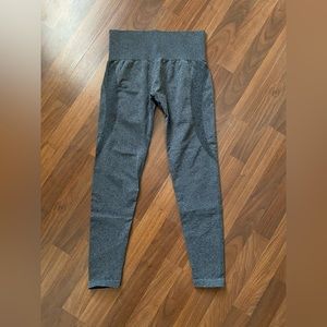 NVGTN GREY SEAMLESS GYM LEGGINGS